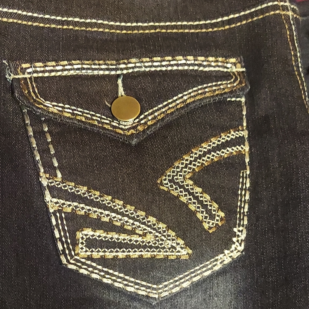 Look@Me Women's Embroidered Jeans, Size 7/8R